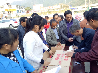 情系毛畈村，將黨建工作深入地方扶貧