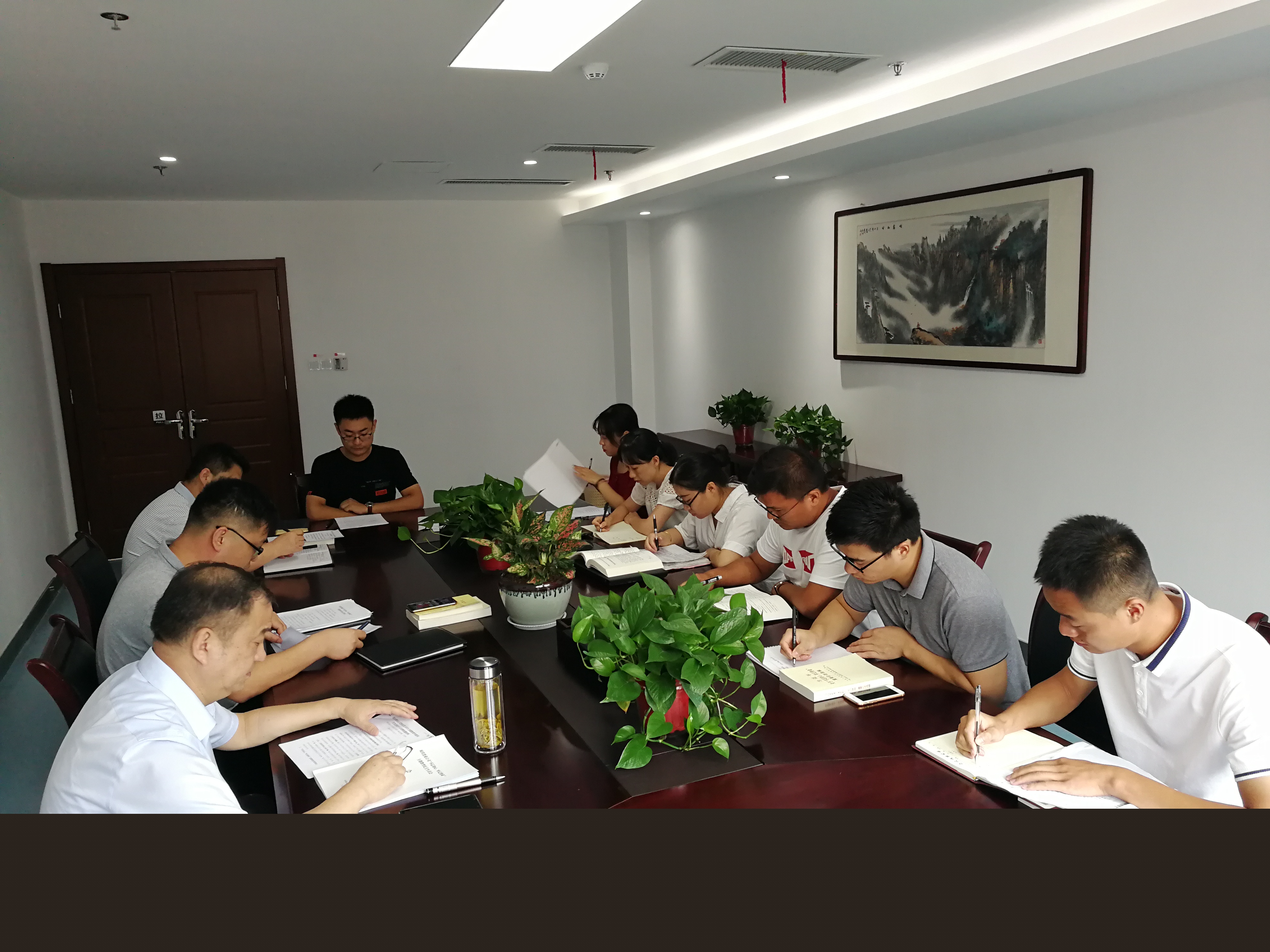 公司第三黨支部召開(kāi)“不忘初心、牢記使命”主題教育專題民主生活會(huì)