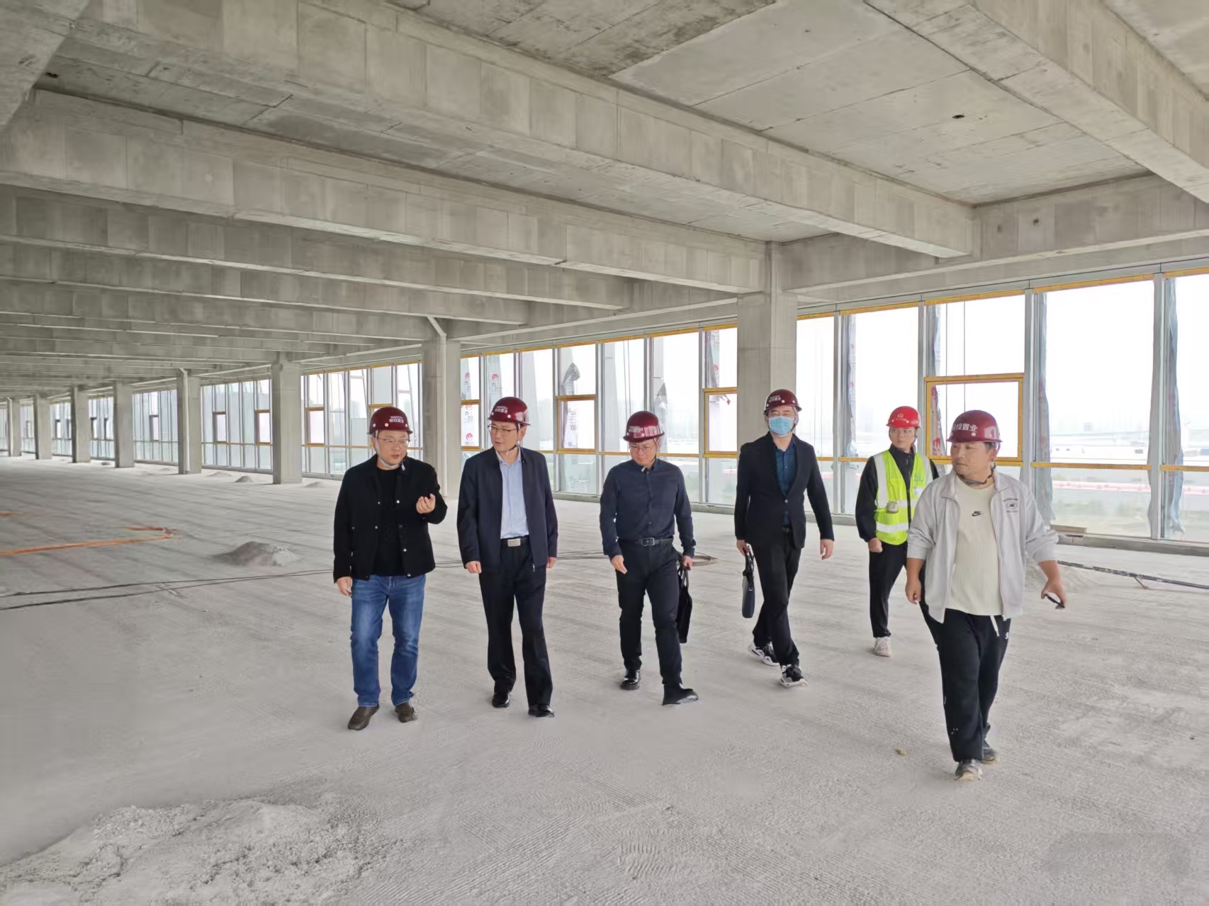 筑牢安全防線 守護職工安全——皖投置業(yè)公司工會開展安全生產監(jiān)督檢查